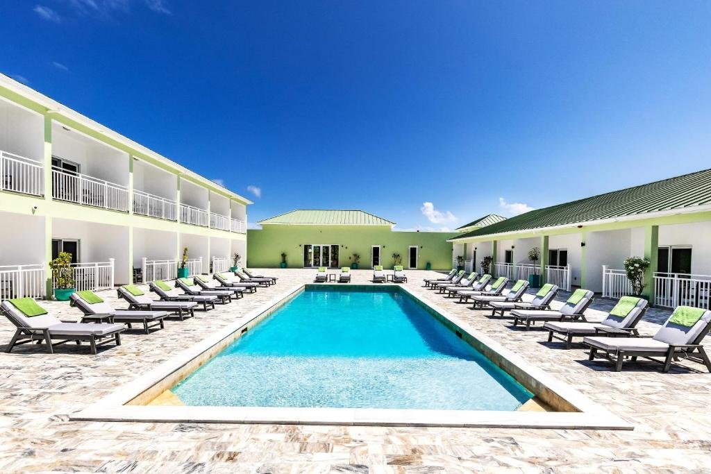 Turks and Caicos hotels OCEAN BREEZE RESORT