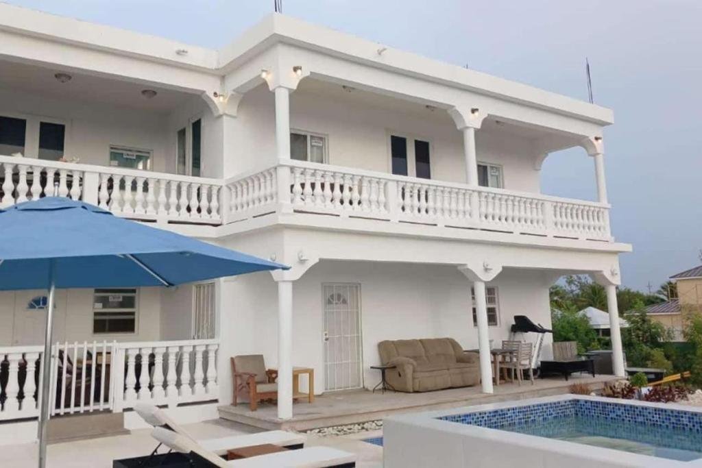 Turks and Caicos Luxury Villas BLUE HILLS APARTMENTS