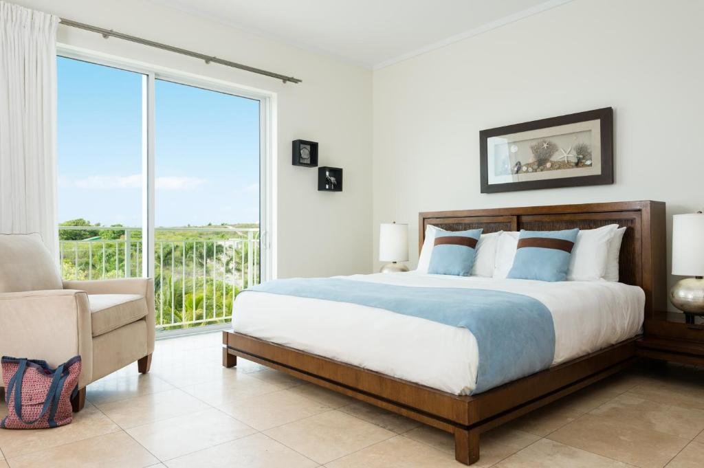 best Romantic Hotels in Turks and Caicos