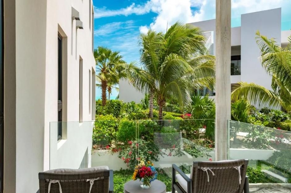 Luxury Hotels In Long Bay Beach