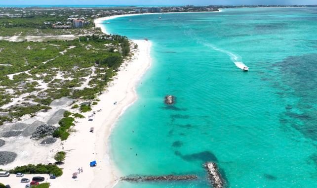 beautiful beaches in Turks and Caicos
