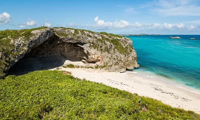 best beaches in Turks and Caicos Mudjin Harbour