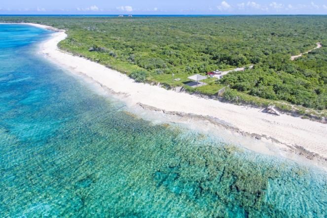best beaches in Turks and Caicos Malcolm’s Road Beach