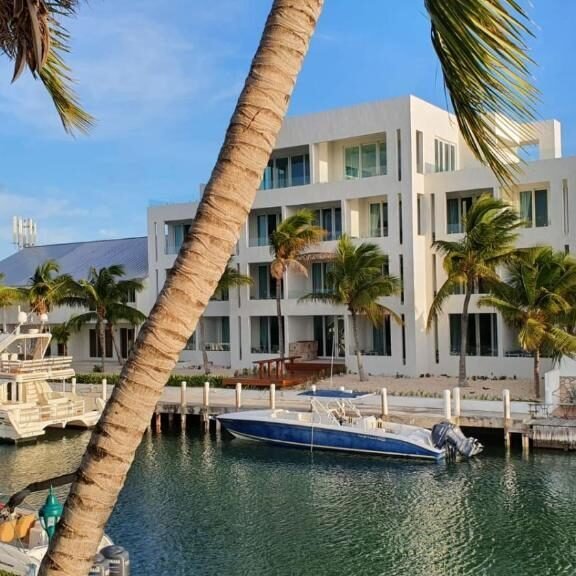 Turks and Caicos hotels ZENZA BOUTIQUE HOTEL